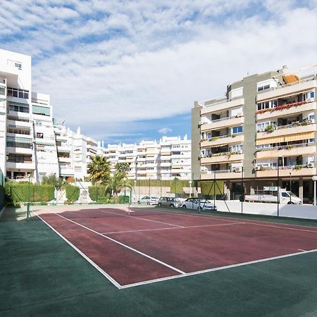 Pets Friendly Apartment, Next To The Marina And Arroyo De La Miel Benalmadena Bagian luar foto