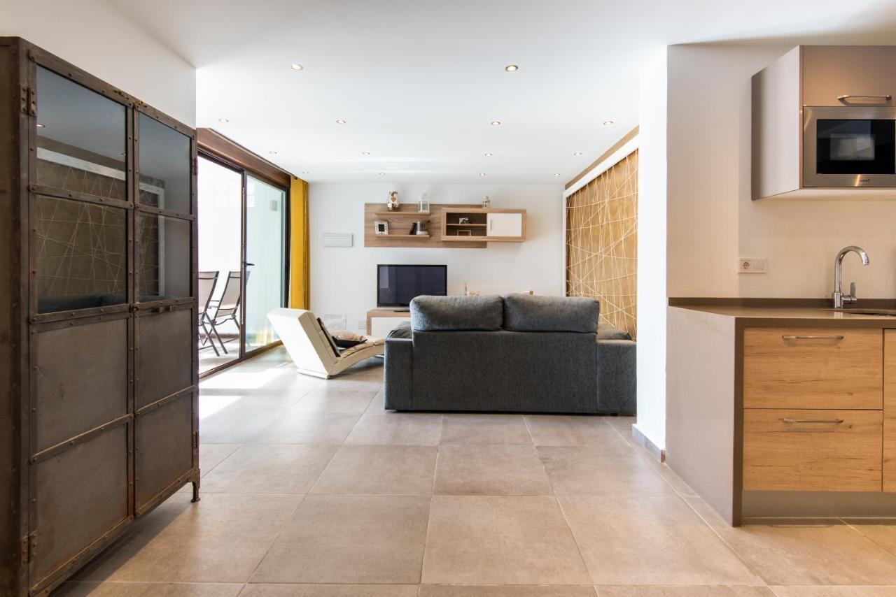 Pets Friendly Apartment, Next To The Marina And Arroyo De La Miel Benalmadena Bagian luar foto