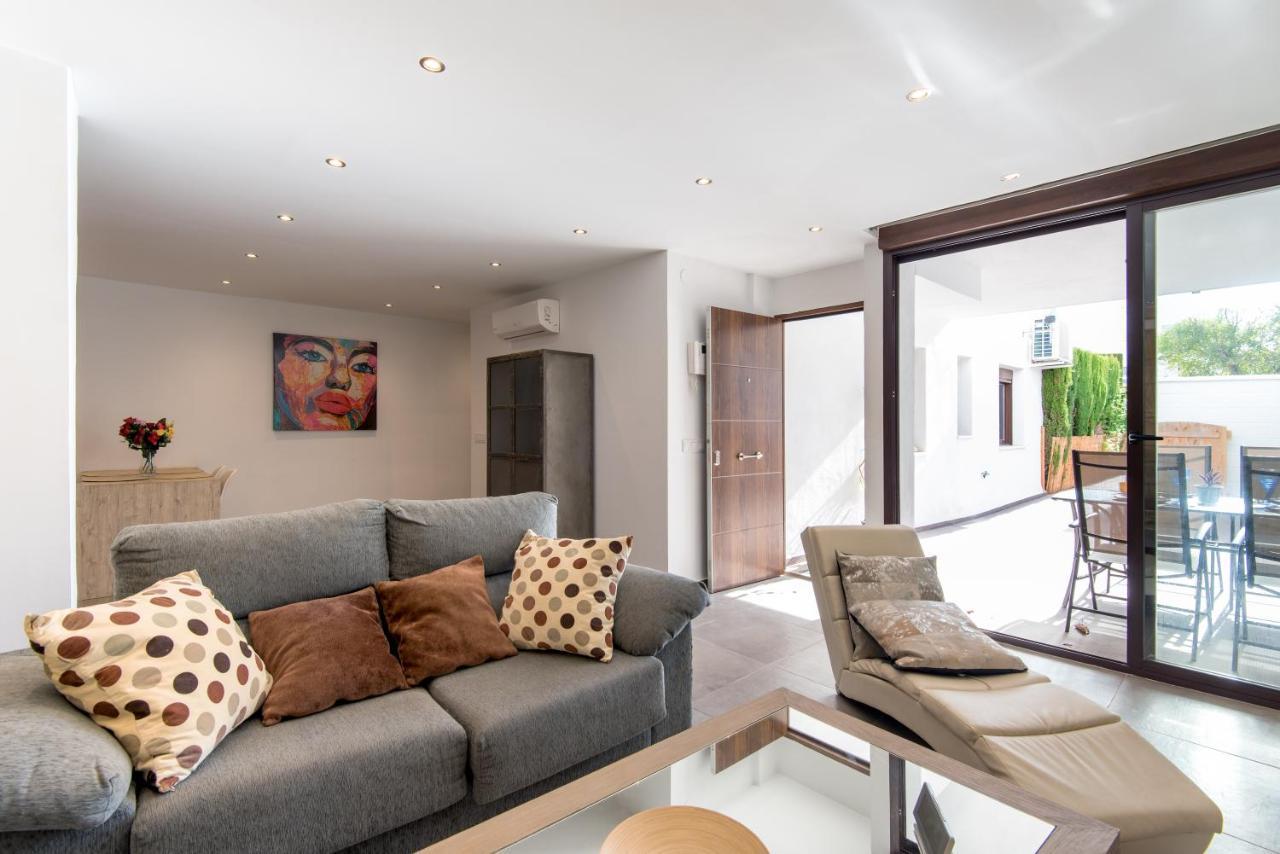 Pets Friendly Apartment, Next To The Marina And Arroyo De La Miel Benalmadena Bagian luar foto