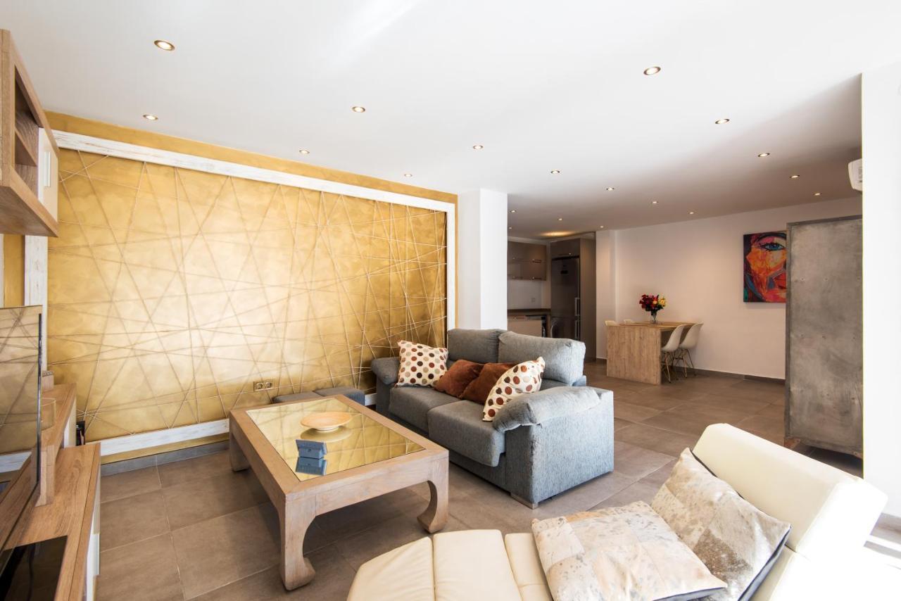 Pets Friendly Apartment, Next To The Marina And Arroyo De La Miel Benalmadena Bagian luar foto