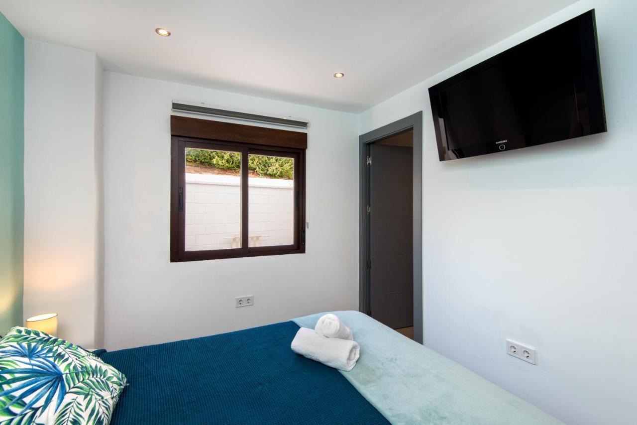 Pets Friendly Apartment, Next To The Marina And Arroyo De La Miel Benalmadena Bagian luar foto